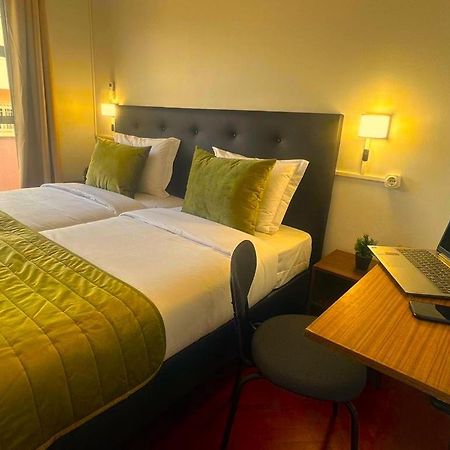 Lisabonna Guest House 아마도라 외부 사진
