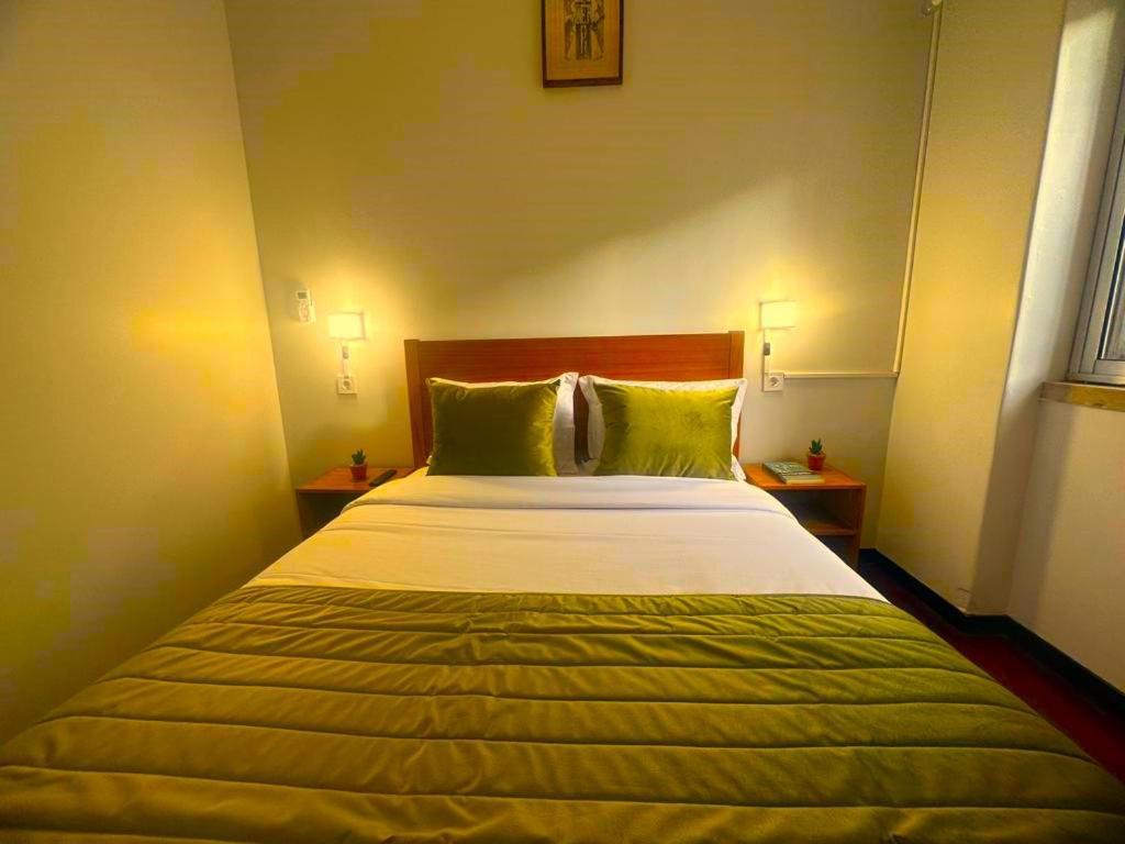 Lisabonna Guest House 아마도라 외부 사진
