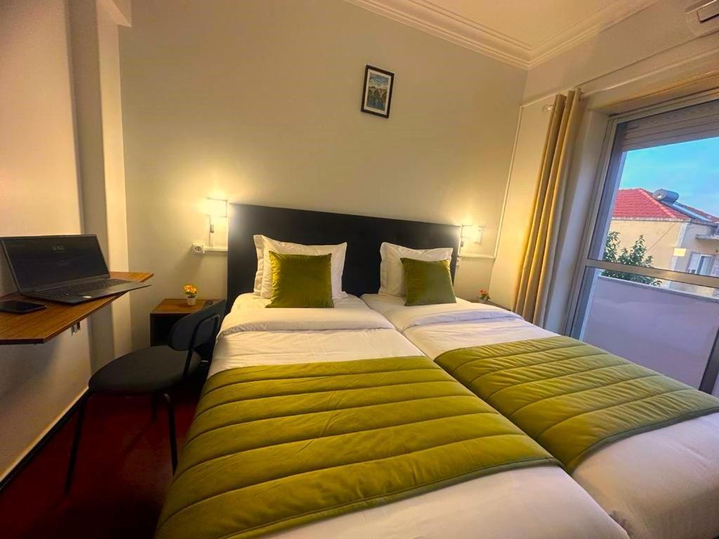 Lisabonna Guest House 아마도라 외부 사진