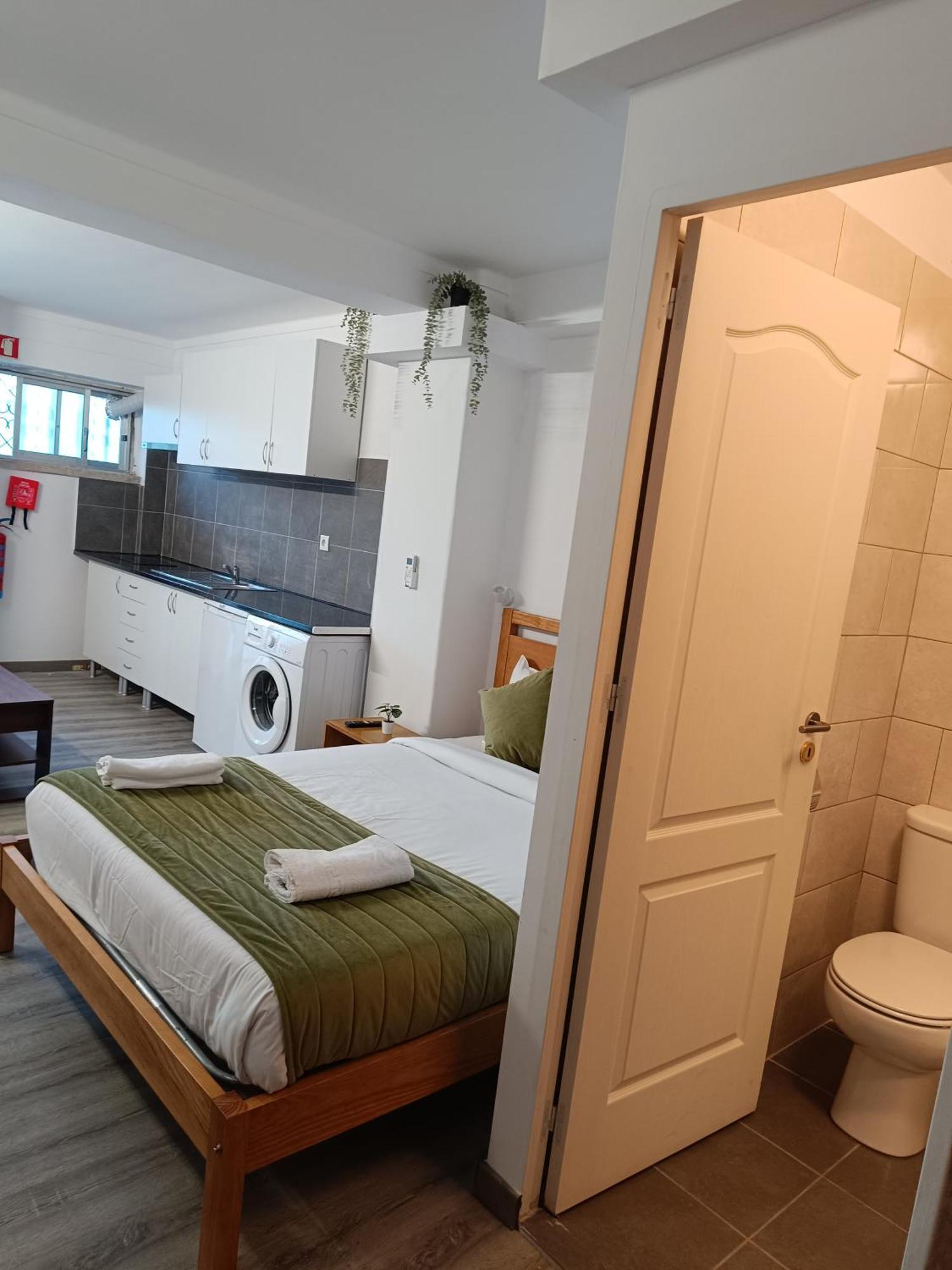 Lisabonna Guest House 아마도라 외부 사진